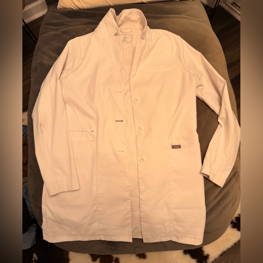 Figs womens lab jacket